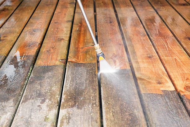 Best Factory Floor Cleaning  in Davenport, IA